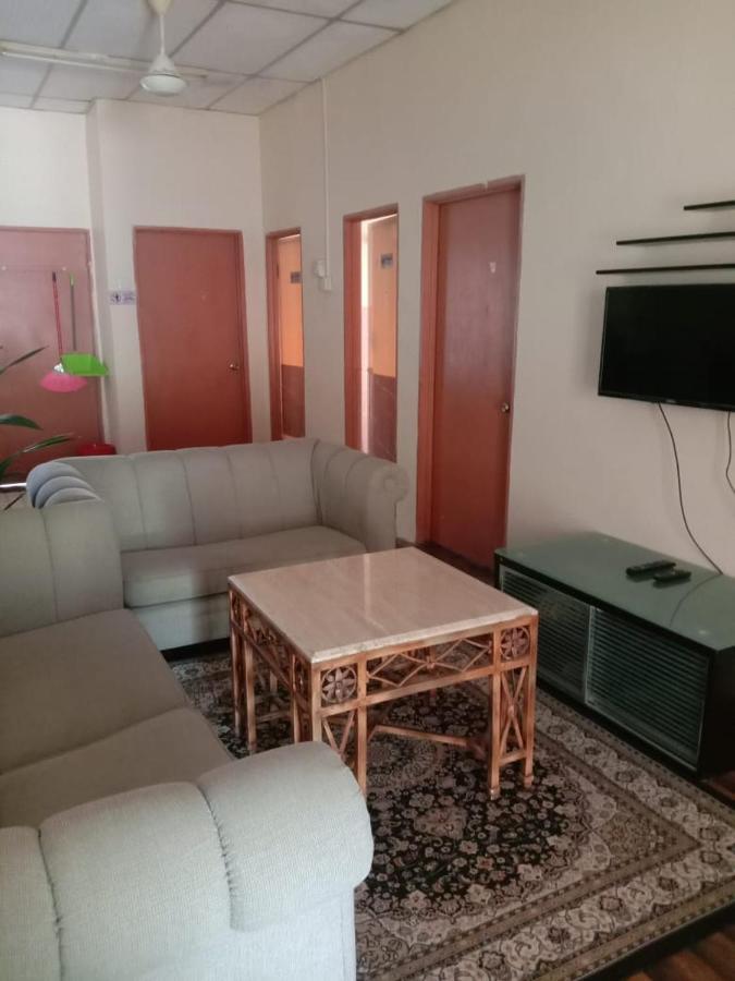 Homestay Tok Abah Seri Iskandar Exterior photo