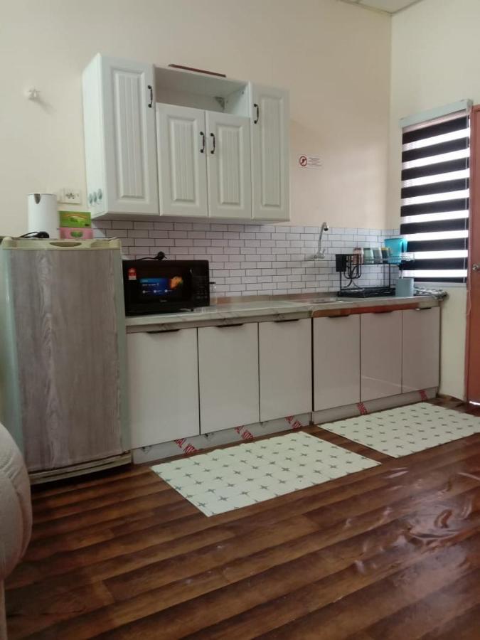 Homestay Tok Abah Seri Iskandar Exterior photo