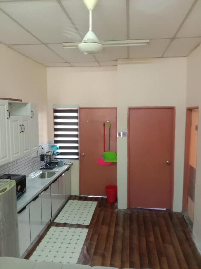 Homestay Tok Abah Seri Iskandar Exterior photo