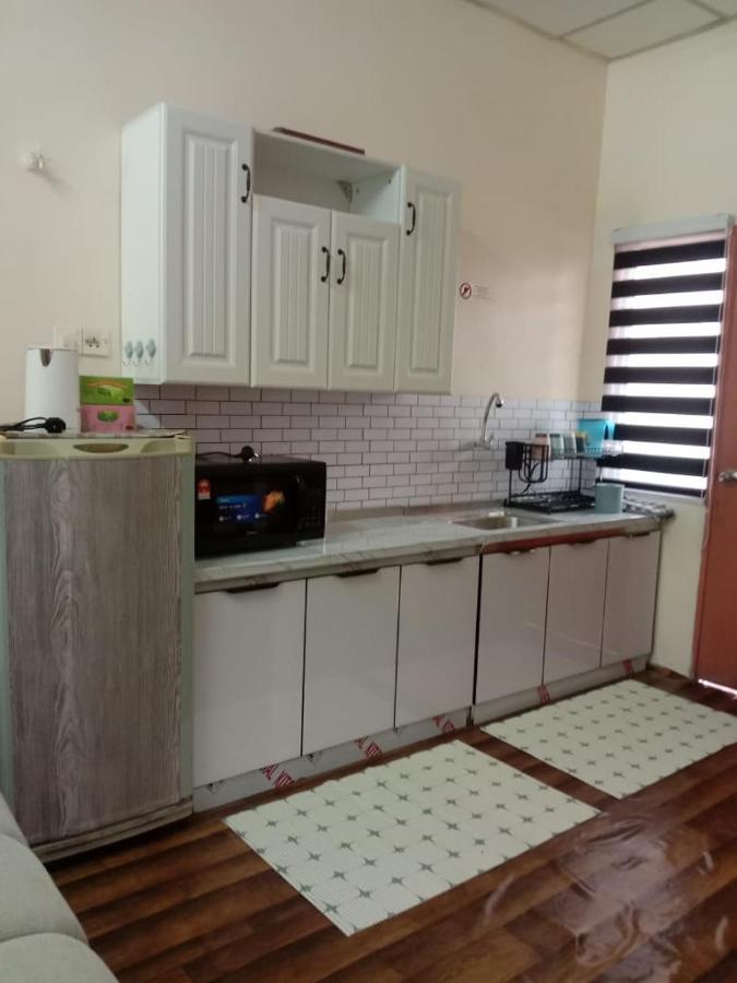 Homestay Tok Abah Seri Iskandar Exterior photo