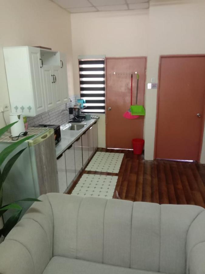 Homestay Tok Abah Seri Iskandar Exterior photo