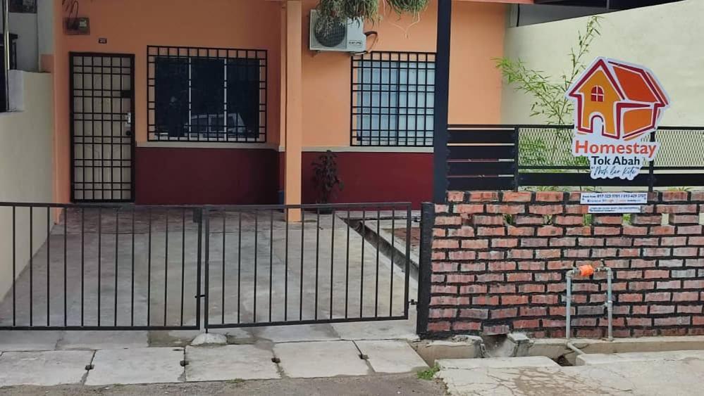 Homestay Tok Abah Seri Iskandar Exterior photo